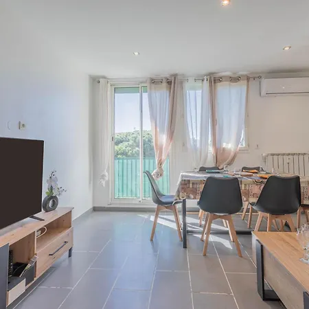 57m² Neuf Proche Du Centre Parking *
