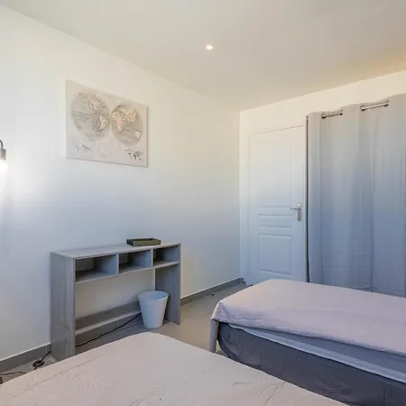 57m² Neuf Proche Du Centre Parking Apartament Saint-Raphaël